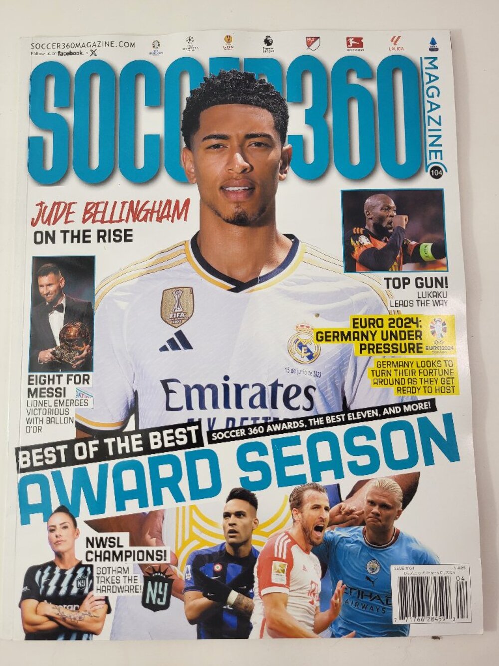 Soccer 360 Magazine - Winter 2023/24 (Issue 104: Jude Bellingham / Award Season